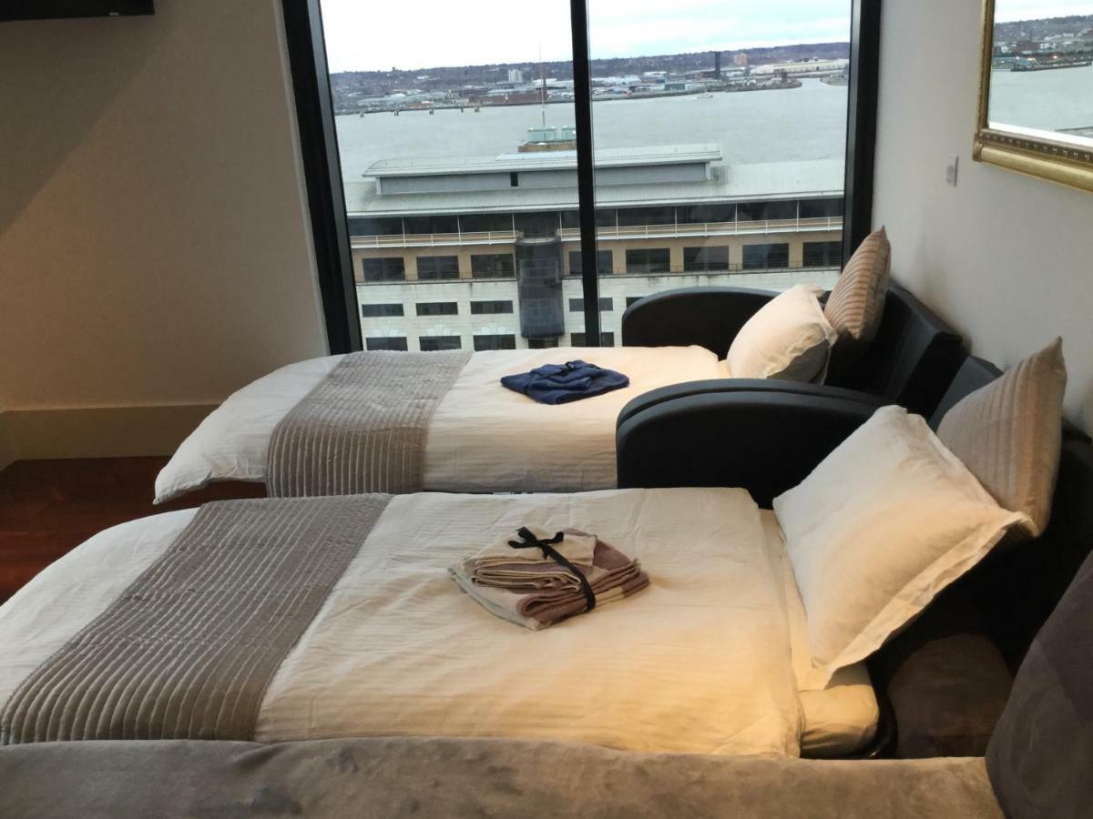 Excelsior Apartments - Liverpool Central - Free Parking - Aircon Bagian luar foto